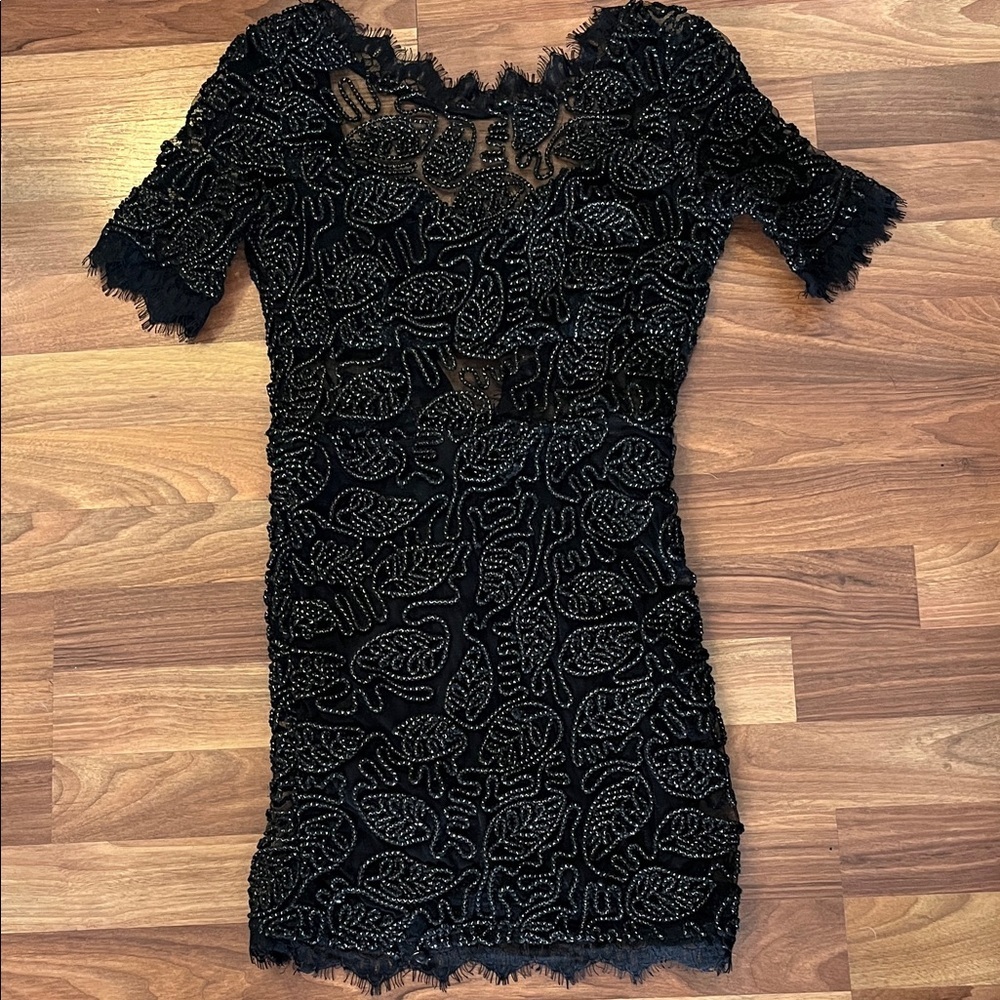 Bodycon lace and glitter cocktail dress